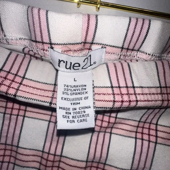 Rue21 Pink and White Checkered Top - Picture 4 of 6